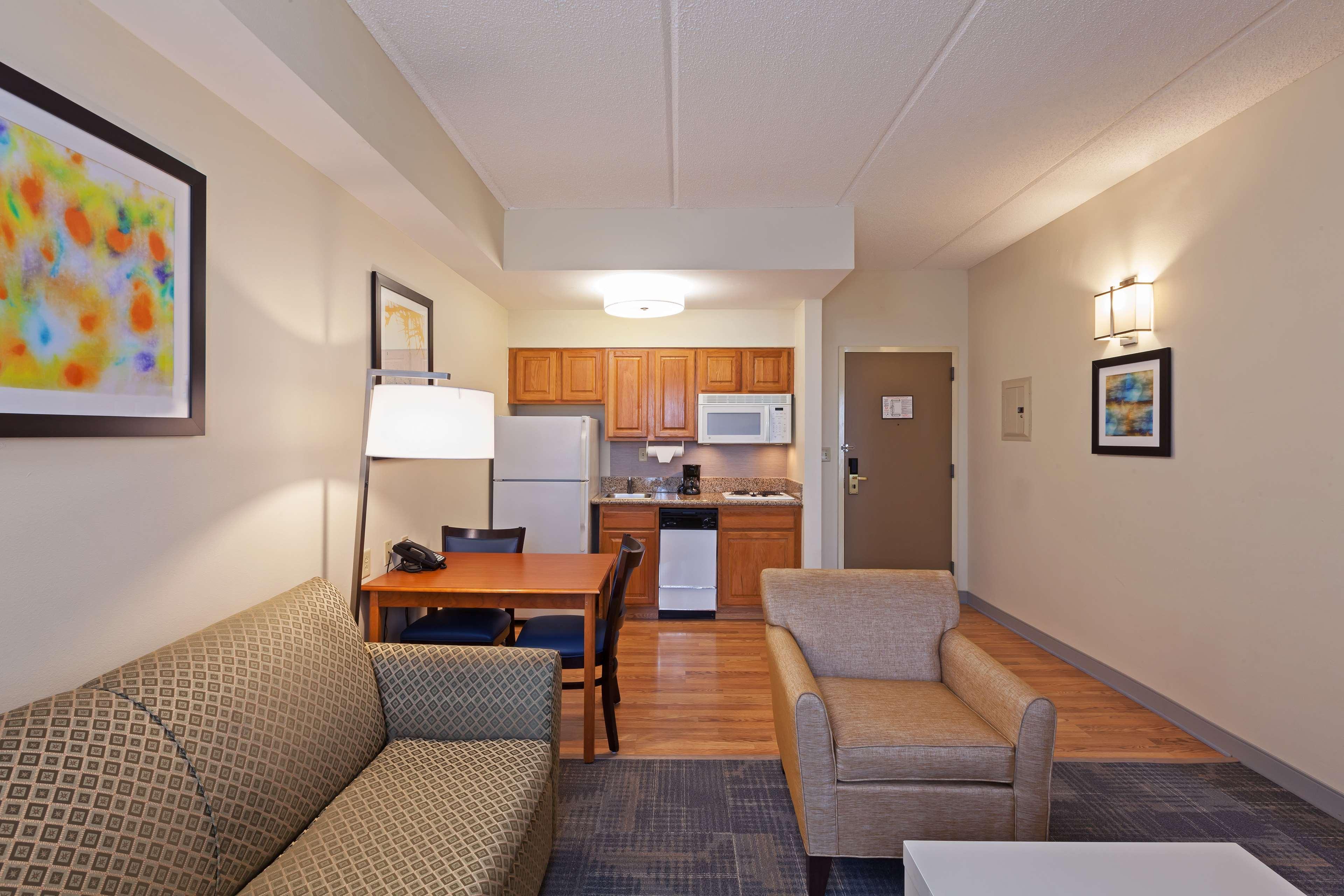 Homewood Suites By Hilton Brownsville Esterno foto